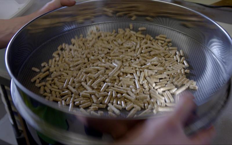 RED-certified pellets for industrial use